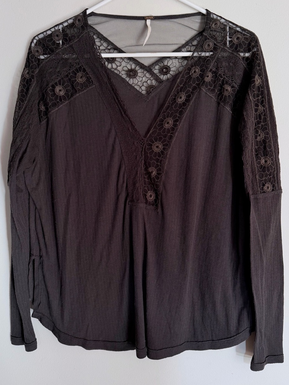 Free People Lola Washed Black Lace Trim V-Neck Long Sleeve Top S Small